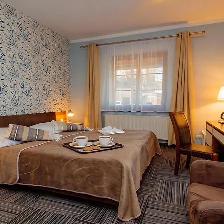 Bed & Breakfast Petrus - Centrum Balkony Winda Sniadania Relaks I Wygoda Karpacz