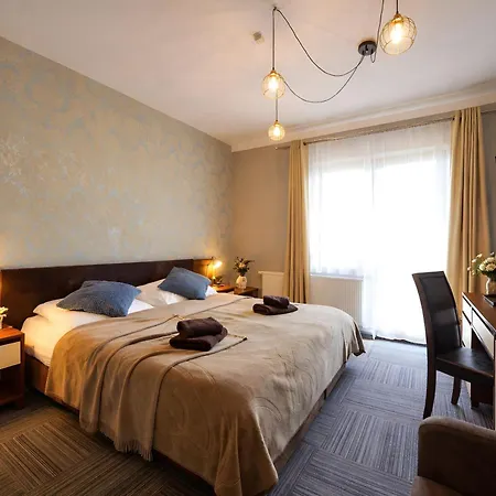 Bed & Breakfast Petrus - Centrum Balkony Winda Sniadania Relaks I Wygoda 3*