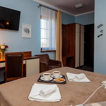 Petrus - Centrum Balkony Winda Sniadania Relaks I Wygoda