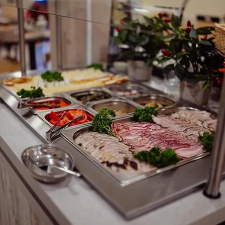 Petrus - Centrum Balkony Winda Sniadania Relaks I Wygoda 3* Karpacz