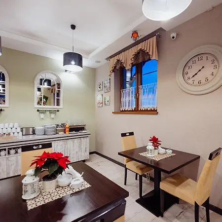 Petrus - Centrum Balkony Winda Sniadania Relaks I Wygoda 3*