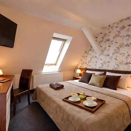 Bed & Breakfast Petrus - Centrum Balkony Winda Sniadania Relaks I Wygoda