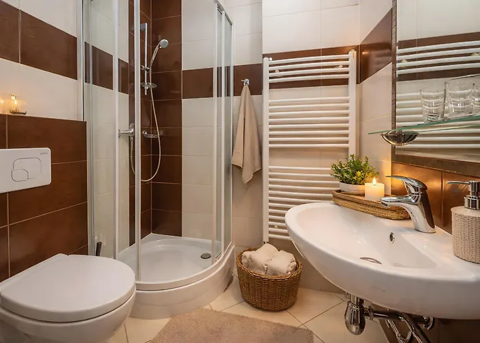 Petrus - Centrum Balkony Winda Sniadania Relaks I Wygoda Bed & Breakfast