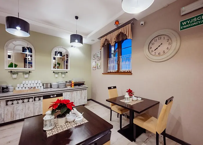 Petrus - Centrum Balkony Winda śniadania Relaks I Wygoda 3*